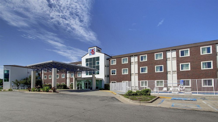 门面, Motel 6 West des Moines, IA, Dallas