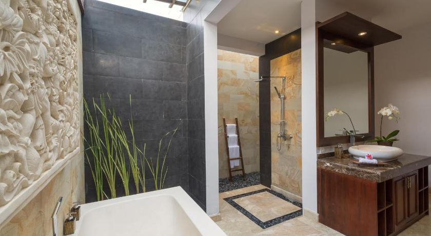 Bathroom, Villa Luwih, Badung