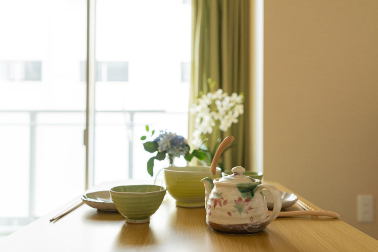 Others 2, V's Boutique House, Osaka