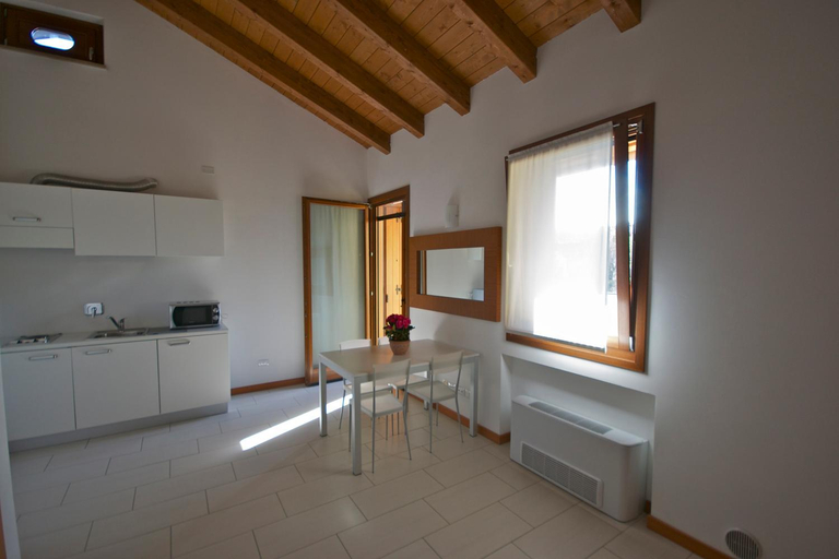 Others 5, Suite Maria Residence, Udine