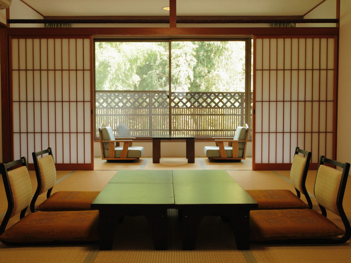 Others, Kikuchi Grand Hotel, Kikuchi