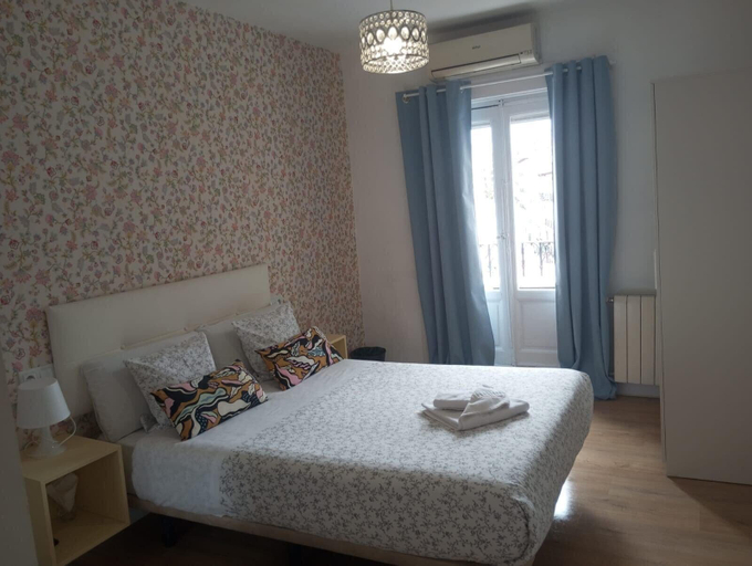 Bedroom 3, Hostal New Life Madrid, Madrid