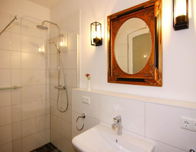 Bathroom 2, Holiday Home by Wendorf Castle & Golf Course, Ludwigslust-Parchim
