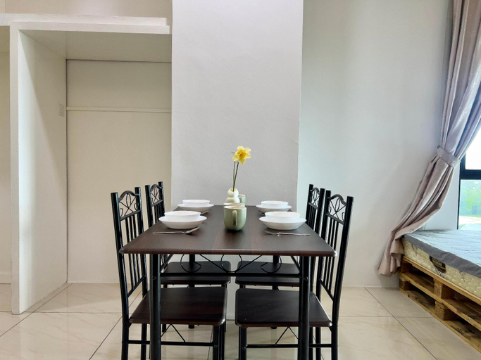 Dining Room 5