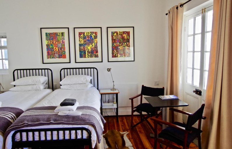 Others 3, Sleep at MAPSA Richmond - House, Pixley ka Seme