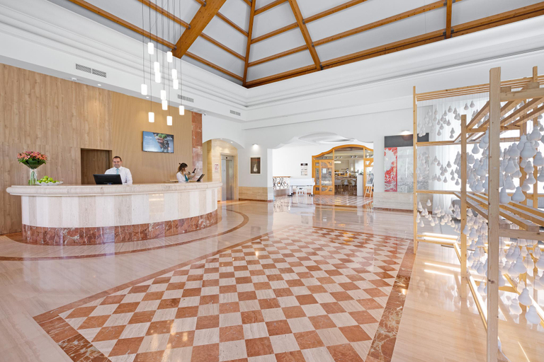 Public Area, VIVA Cala Mesquida Suites and Spa Adults Only 16+, Baleares