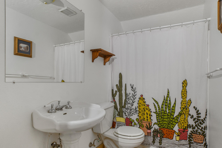 Bathroom, Hacienda Roja - The Cedars #7 at Wind Walker Homestead, Sanpete