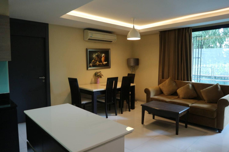 Dining Room 7
