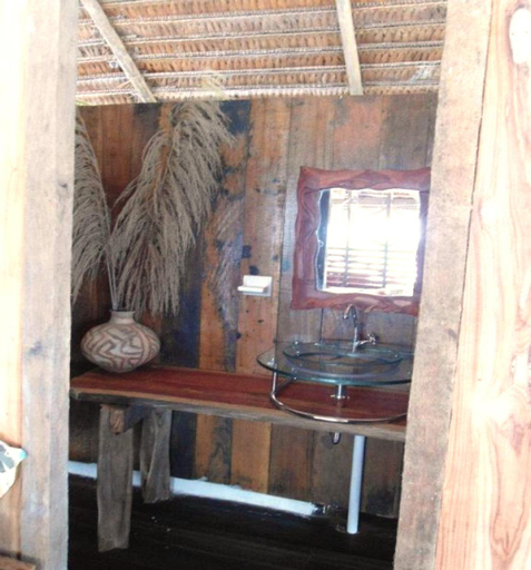 Bathroom, Cabana Flotante Kurupira, Leticia