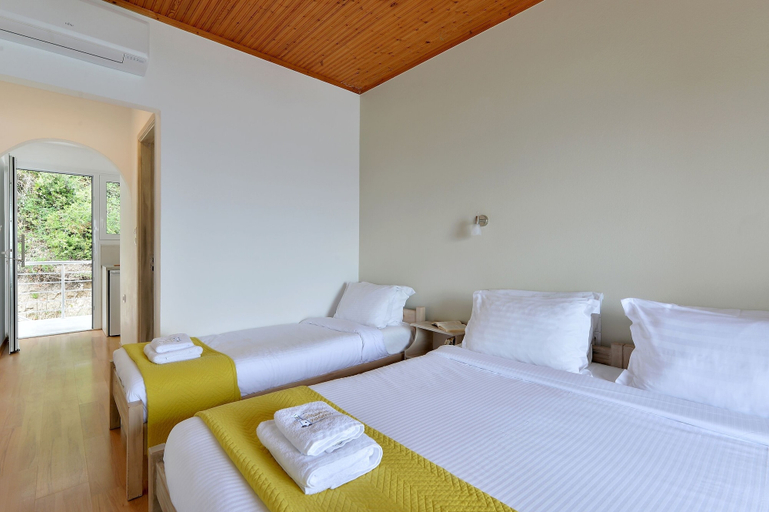 Bedroom 3, Pharos Rooms, Central Greece