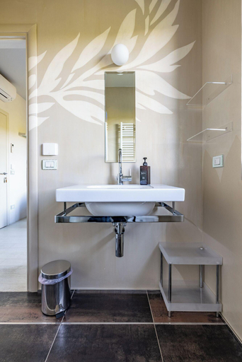Bathroom 5, Tenuta Moncarlino, Alessandria