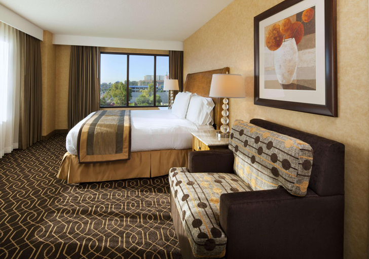 Bedroom 4, DoubleTree Suites by Hilton Anaheim Res - Conv Ctr, Orange