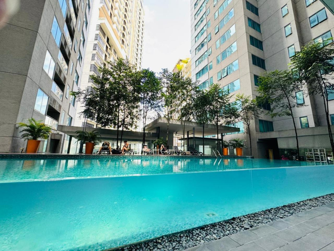 Swimming Pool 2