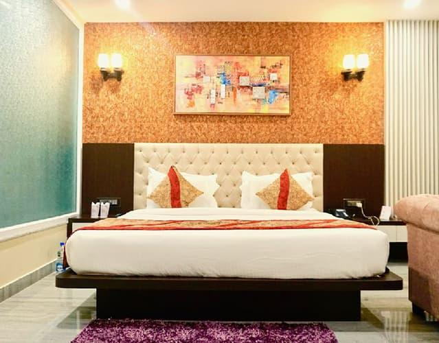 Others 5, Hotel RDS , Palamu