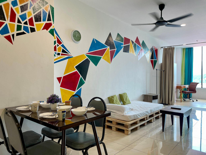 Dining Room 11