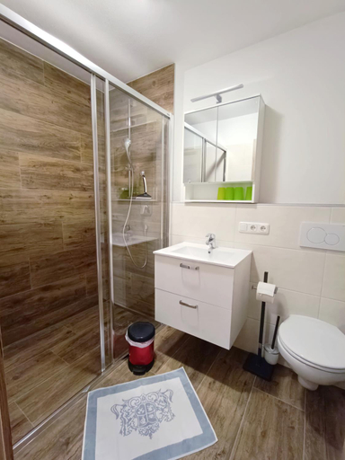 Bathroom 5, Haus Sandra incl JokerCard, Zell am See