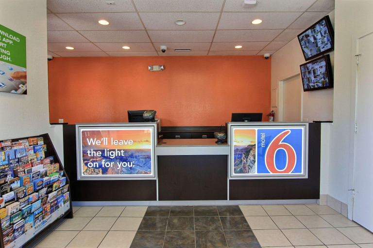 Public Area 2, Motel 6 Austin, TX - Central Downtown UT, Travis