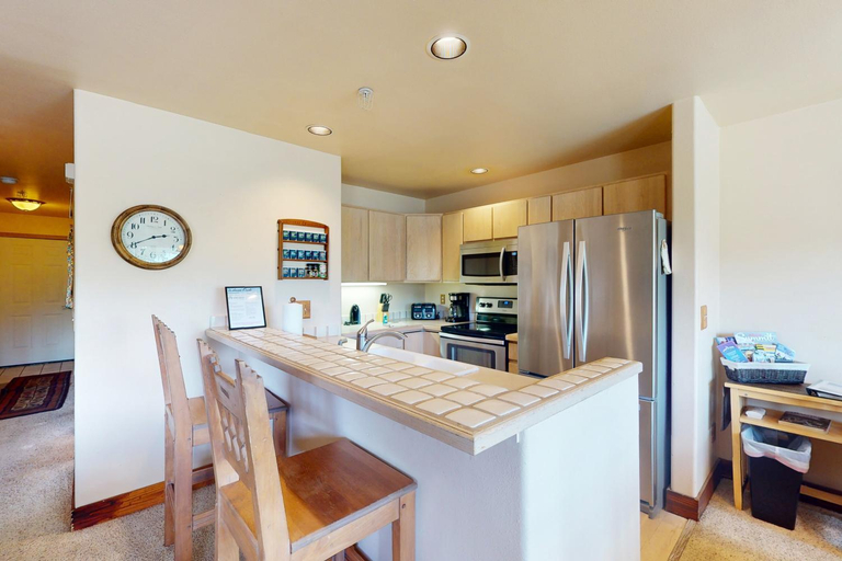 Others 4, Watch Hill Condos Unit 614, Summit