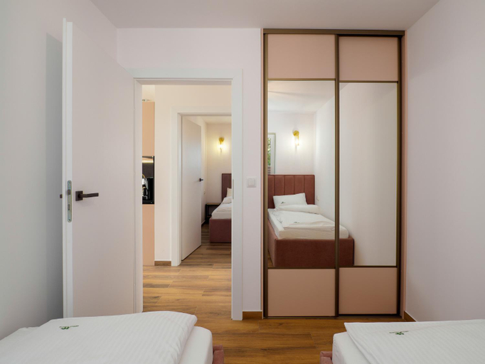Bedroom, Ostoja Colette, Sławno
