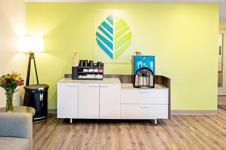 Public Area 2, WoodSpring Suites Reno Sparks, Washoe