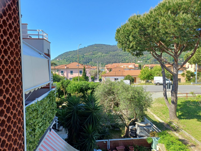 Others 2, Disma Rooms, La Spezia