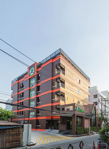 4, โรงแรมเซเว่นรัชดา S7VEN RATCHADA, Din Dang