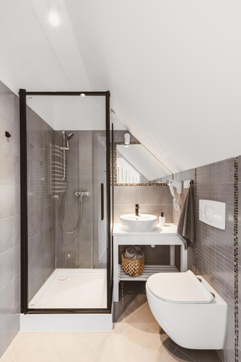 Bathroom 3, Drewniana Roza Pokoje i Apartamenty, Jelenia Góra