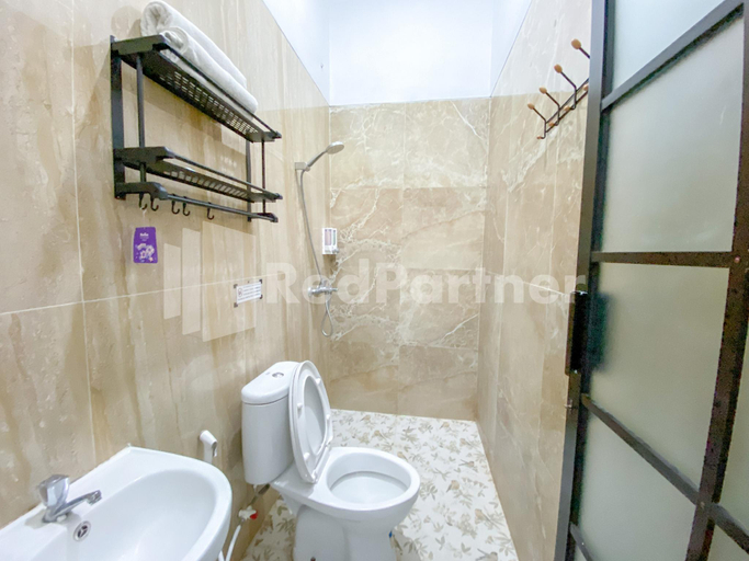 Bathroom 5