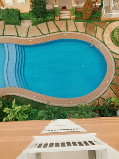 Swimming Pool 8