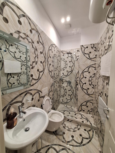 Bathroom 3, DEJA BLUE Cozy Apartments, Durrësit