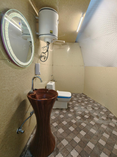 Bathroom 3, North Cliff Glamping Base Camp, Ganderbal