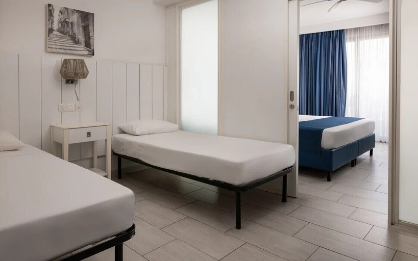Bedroom 4, db Seabank Resort and Spa