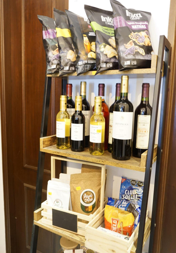 Food & Drinks 4, APARTAMENTOS PRIVADOS Lima Airport Peru, Callao