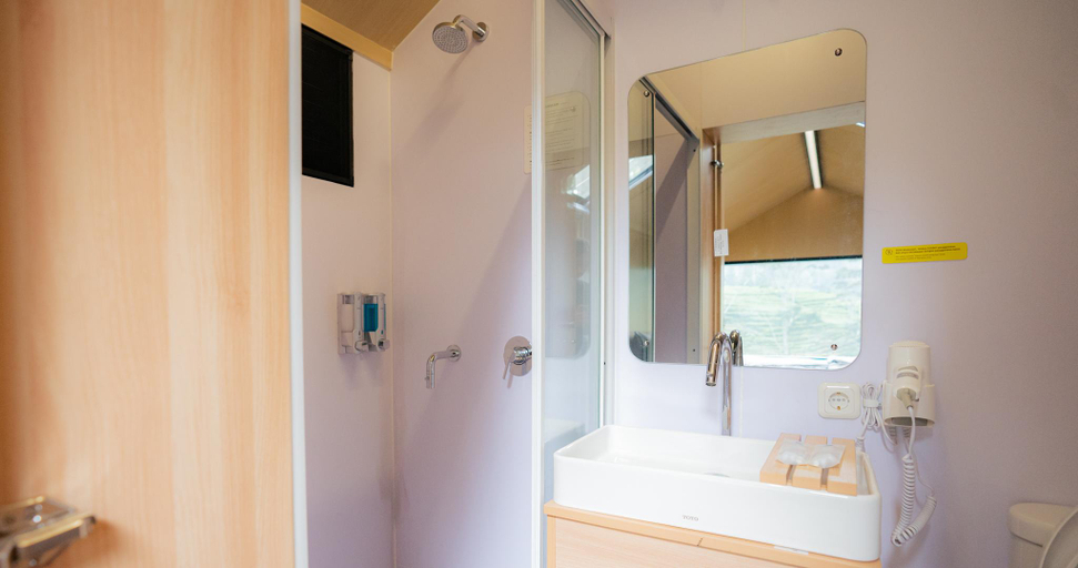 Bathroom 2
