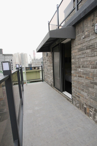 Others 4, To Heaven Hotel Nampo, Jung