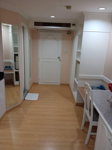 Others 5, Royal Garden Home Hotel, Wattana