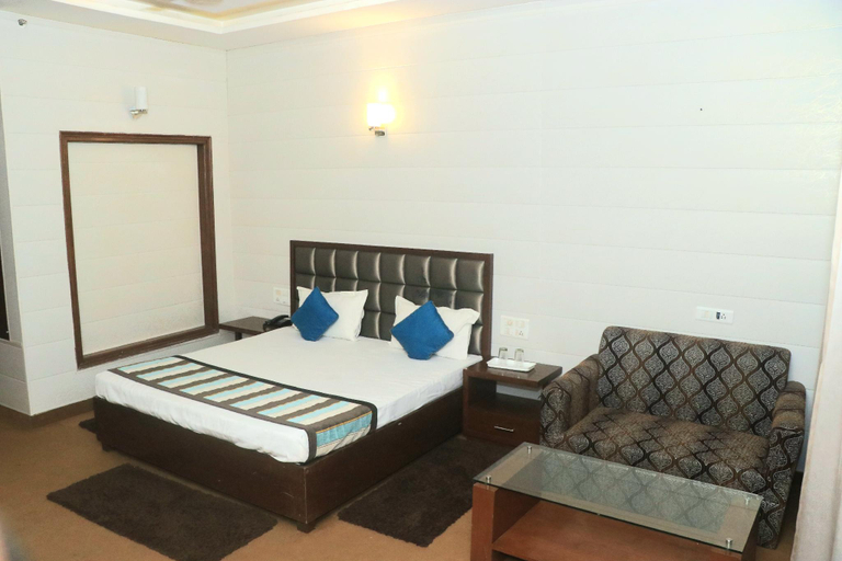 Bedroom 8