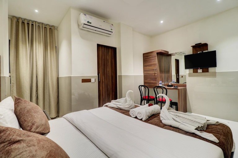 Bedroom 3, Hotel New Parimeet Residency, Thane