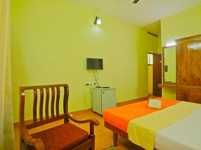 Others 5, Hotel Thushara, Thiruvananthapuram