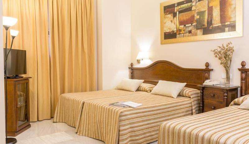 Bedroom 2, Hotel Gran Avenida, Sevilla