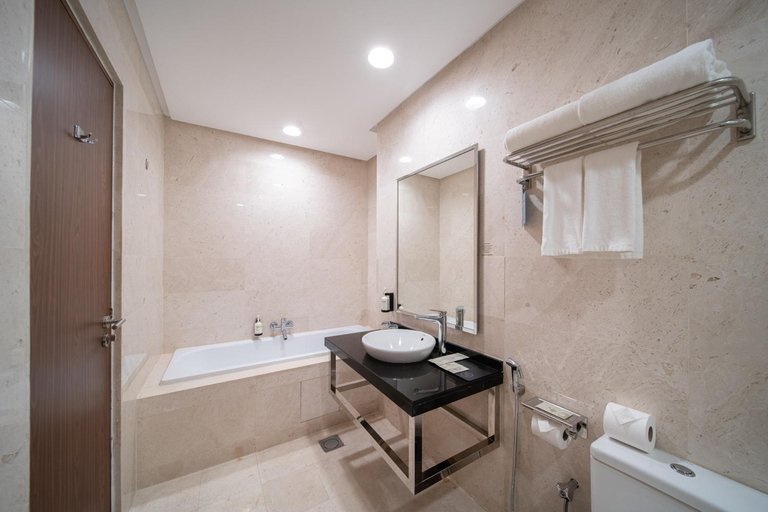 Bathroom 11