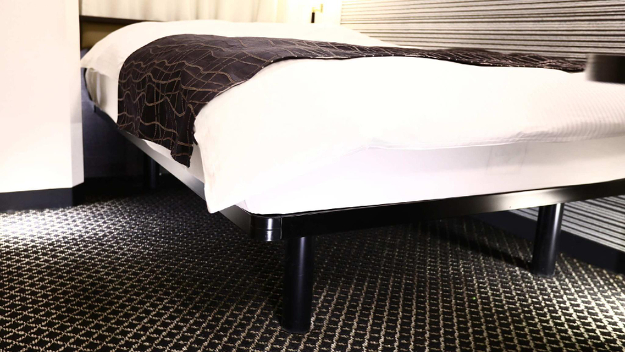 Bedroom 16
