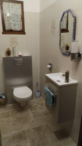 Bathroom 1, La pinede de Manon Chambre et table d'hotes, Var