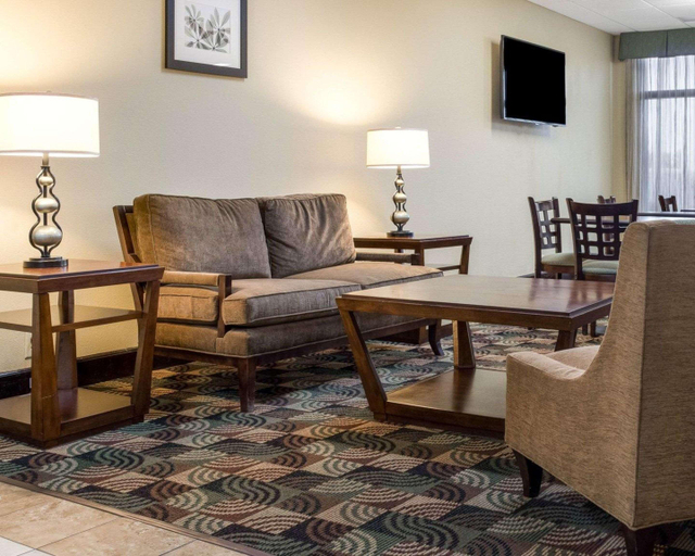 Public Area 2, Motel 6 Cleveland, MS - Delta State University, Bolivar
