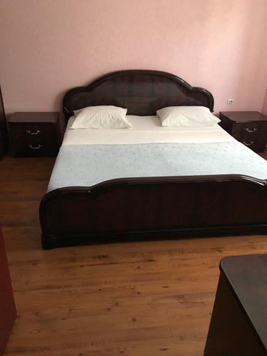 Others 5, Apartment K2