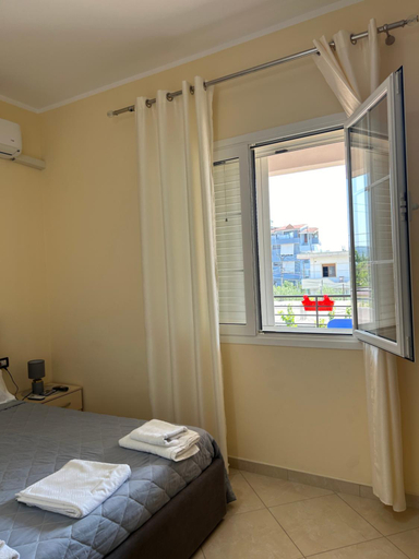Others 4, Rest House, Vlorës