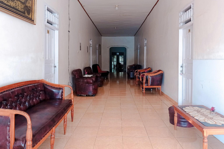 Public Area 3, RedDoorz Syariah @ Hotel Dafiz Ananda Ujung Padang, Mukomuko