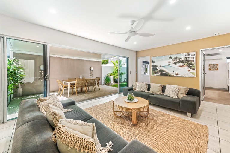 Others 4, Alex Beach House, Maroochy - Mooloolaba