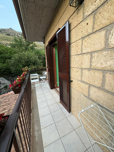 Others 3, Domus Arco Romano Guest House, Latina