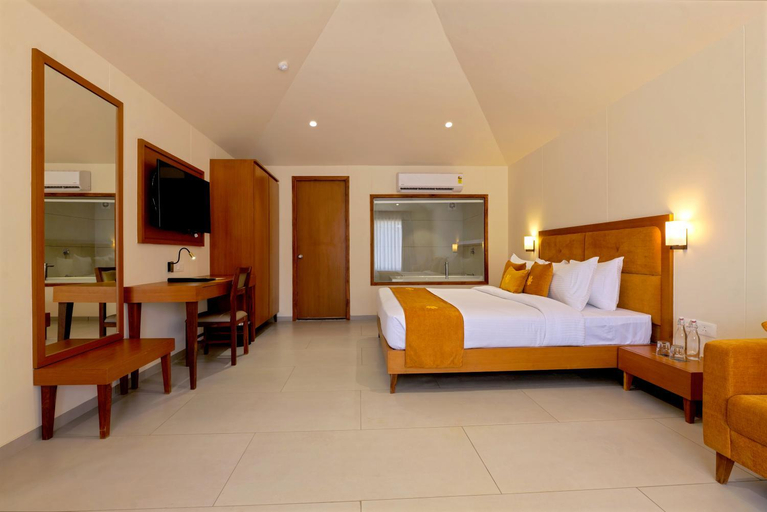 Others 4, The Gold Beach Annexe, Daman
